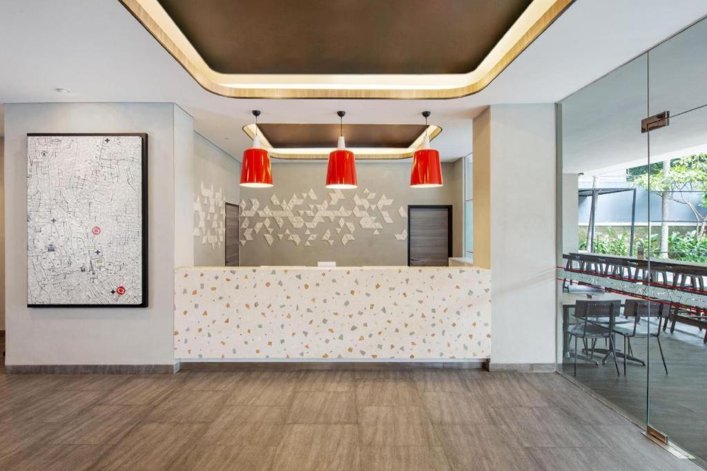 Amaris Hotel Pakuan Bogor Exterior photo